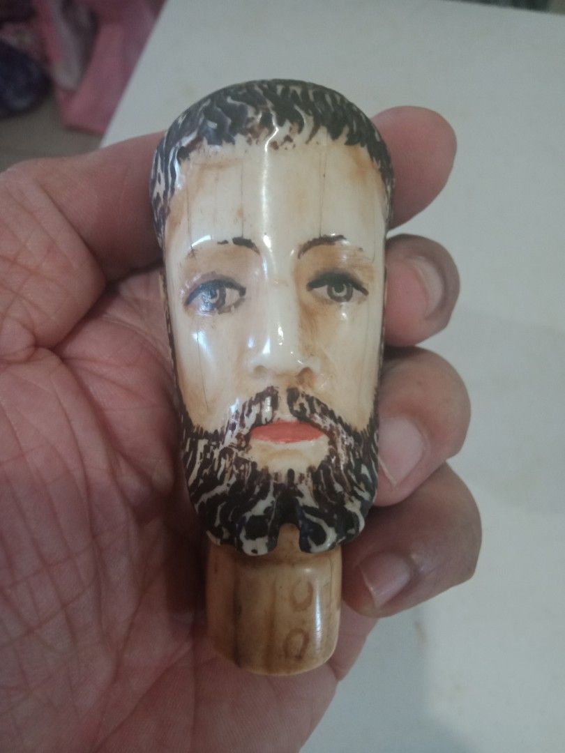 SOLID IVO HEAD SAINT JOHN THE EVANGELIST (Category: Religious Items) located in Cagayan de Oro. Submitted by humandignityadvocate (Listing ID 1430400677, Image 2). Description: Solid Ivory Head St. John the Evangelist holding an ivory chalice. Height is 55 cms from the base to the top of the head.