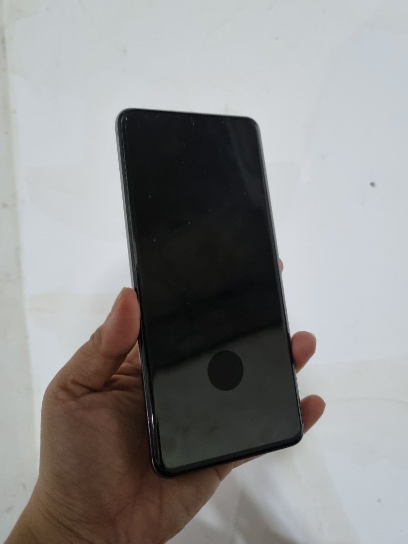 Samsung s20 Ultra (Category: Samsung) located in Baguio. Submitted by phoeberose33384 (Listing ID 1430426491, Image 3). Description: 8RAM 256 GB NO FLAWS starting .9 ang clear back cam shipping only payment first.