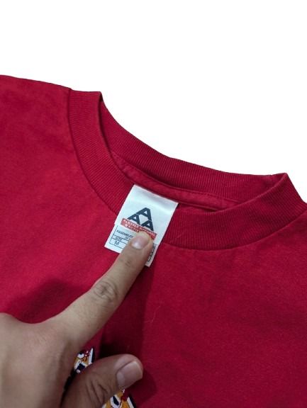 San Diego California Graphic Tee (Category: Tshirts & Polo Shirts ) located in Caloocan City. Submitted by losfinds (Listing ID 1430509380, Image 2). Description: San Diego California Graphic Tee Size: Medium length: 27 width: 19.5 400 negotiable + sf .