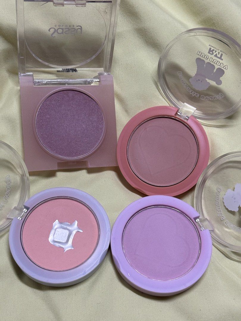 Sassy Colors & Romantic Beauty Blush Set (Category: Makeup) located in Manila. Submitted by maudmd (Listing ID 1430537631, Image 2). Description: 📍metro manila.
