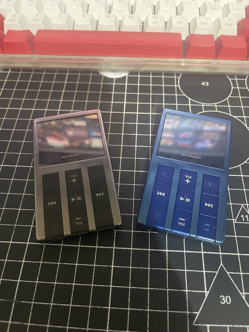 Sharp MP3 Player (Category: Portable Music Players) located in Makati City. Submitted by sennoyoru (Listing ID 1430491934, Image 2). Description: Sharp MP-B200 for sale Both are working, however Gray is the only one that powers on because I had to remove the Blue one's battery because it was swelling up. It was working perfectly fine before though. Will need to solder a 3.7v battery to get it working again Gray 1.2k Blue 500 Both for 1.5k Meetup 