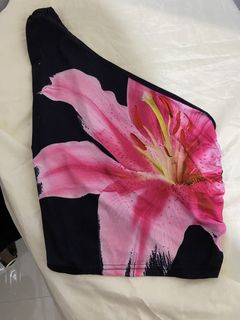 (Category: ) located in . Submitted by fevercollector (Listing ID 1430437816, Image 1). Description: .