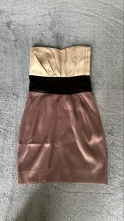 (Category: ) located in . Submitted by thrift_thrift25 (Listing ID 1430405948, Image 1). Description: .