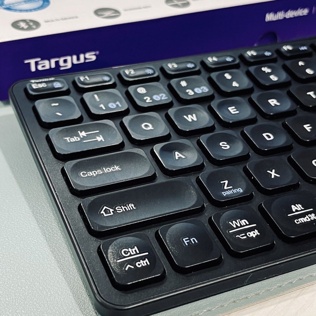 Targus AKB862 Compact Multi-Device Bluetooth Antimicrobial Keyboard445935398484060161