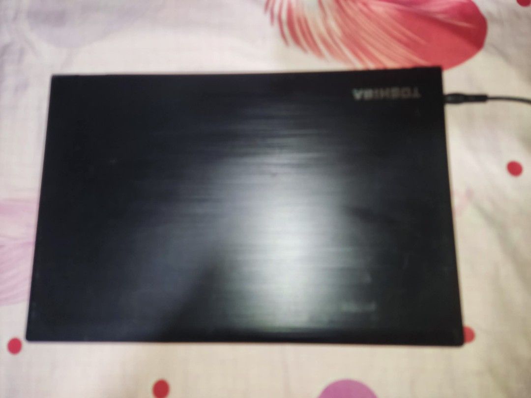 Toshiba Laptop (Category: Laptops & Notebooks) located in Quezon City. Submitted by voltcloud17 (Listing ID 1430466388, Image 2). Description: i5 6th gen 8gb ram 168gb ssd intel hd graphics 520 15 inches working speaker, Bluetooth, wifi issue: weak battery windows 10pro ms office installed. photoshop.