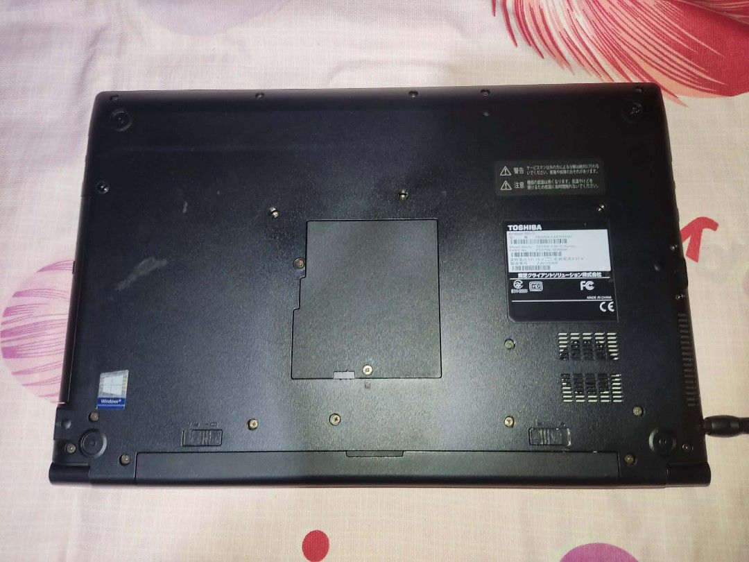 Toshiba Laptop (Category: Laptops & Notebooks) located in Quezon City. Submitted by voltcloud17 (Listing ID 1430466388, Image 3). Description: i5 6th gen 8gb ram 168gb ssd intel hd graphics 520 15 inches working speaker, Bluetooth, wifi issue: weak battery windows 10pro ms office installed. photoshop.