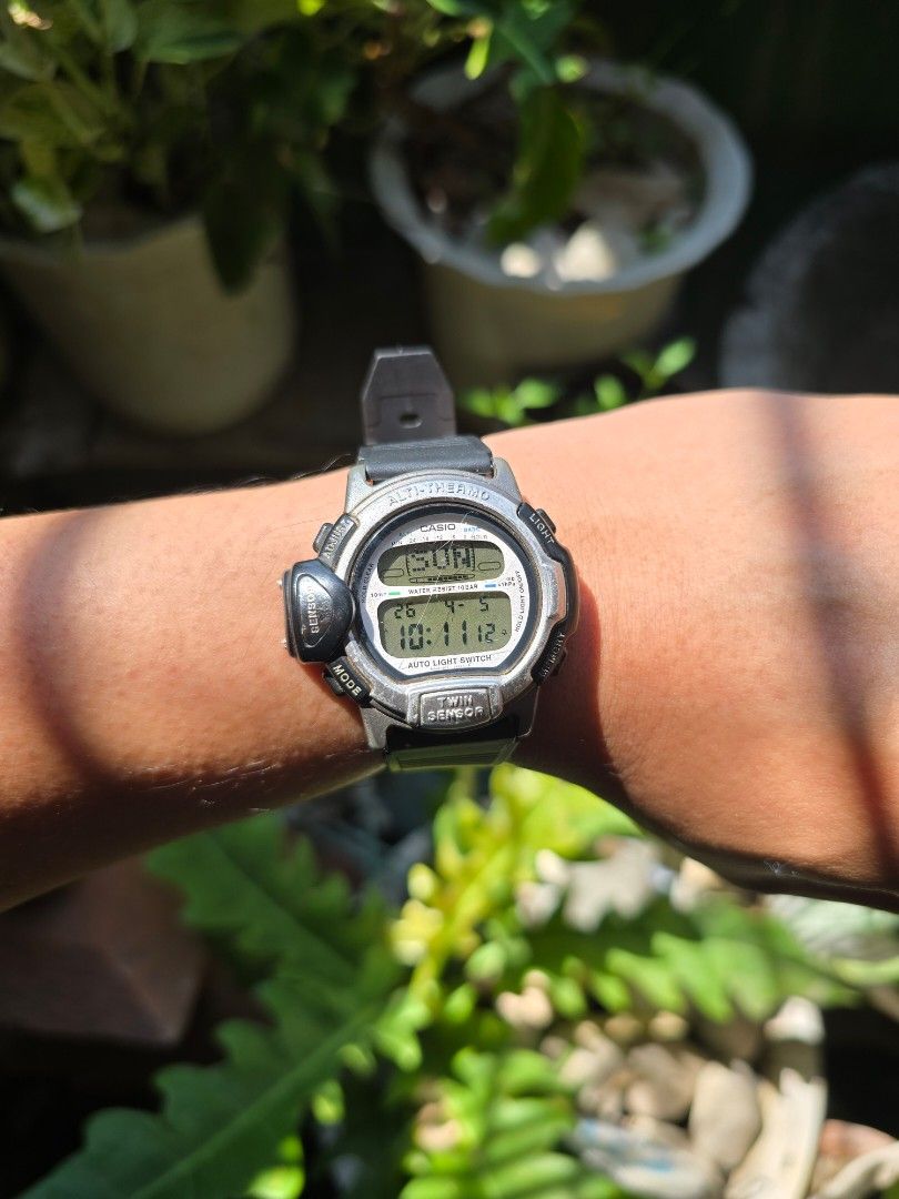 Vintage Casio Alti-Thermo Twin Sensor Watch (Category: Men's Watches) located in Manila. Submitted by timearcph (Listing ID 1430595523, Image 2). Description: This item is a vintage Casio Pro Trek PRL-20 watch, identified as an early Pro Trek model. It features a "Twin Sensor" system for measuring altitude and barometric pressure, indicated by the "ALTI-THERMO" branding on the bezel. The watch has a digital display and is water-resistant to 10 BA