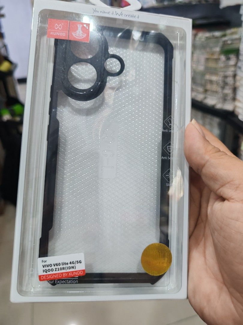 Vivo V60 Lite Case (Category: Cases & Sleeves) located in Pasig City. Submitted by teppei09 (Listing ID 1430461992, Image 1). Description: Vivo V60 lite case.