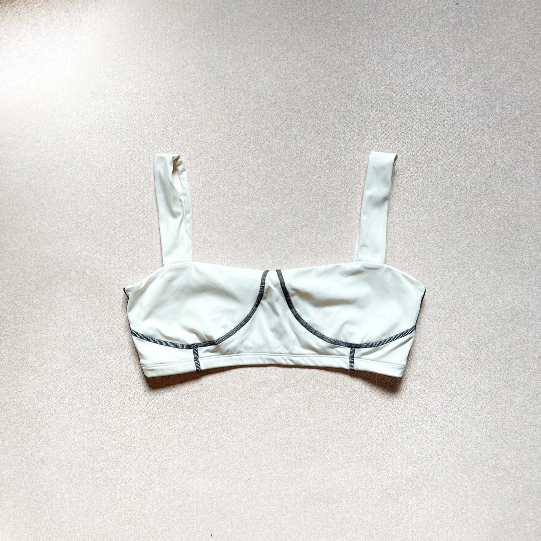 WeWoreWhat White Bralette Crop Top (Category: Others Tops) located in Manila. Submitted by ekses (Listing ID 1430514073, Image 1). Description: - best fits L .