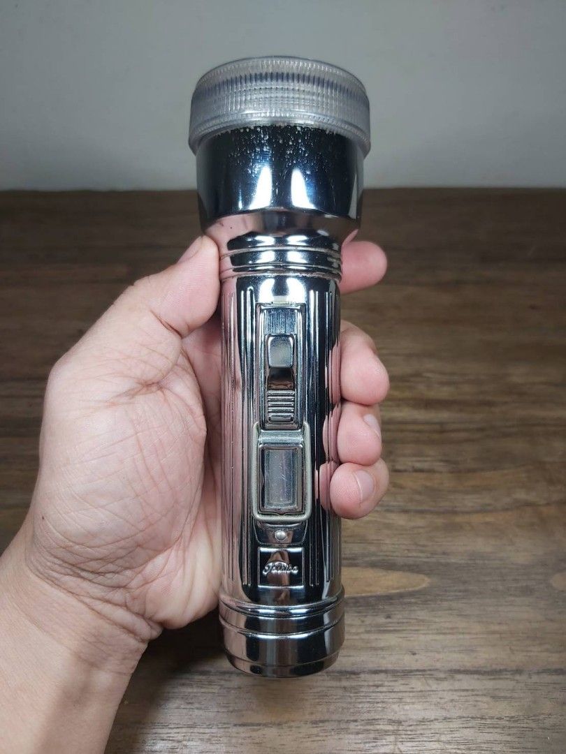 RETRO SHOWA TOSHIBA FLASHLIGHT (Category: Home Improvement Tools & Accessories) located in Bulacan. Submitted by nansantiago (Listing ID 1430788049, Image 3). Description: RETRO SHOWA TOSHIBA FLASHLIGHT Good working condition Powered by 2 C / R20 batteries 🏷️ ₱220‼️ 📍 Location: Plaridel, Bulacan 💸 Mode of Payments: Gcash / BPI 📦 Pick-up / Ship 🚚 Couriers : Flash Express / SPX / Lalamove.
