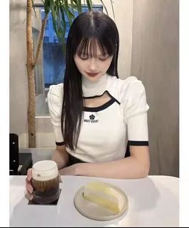 （分類：）位於 。 由 melo_melo____ 提交（商品編號 1430674850，圖片 1）。簡介： 。