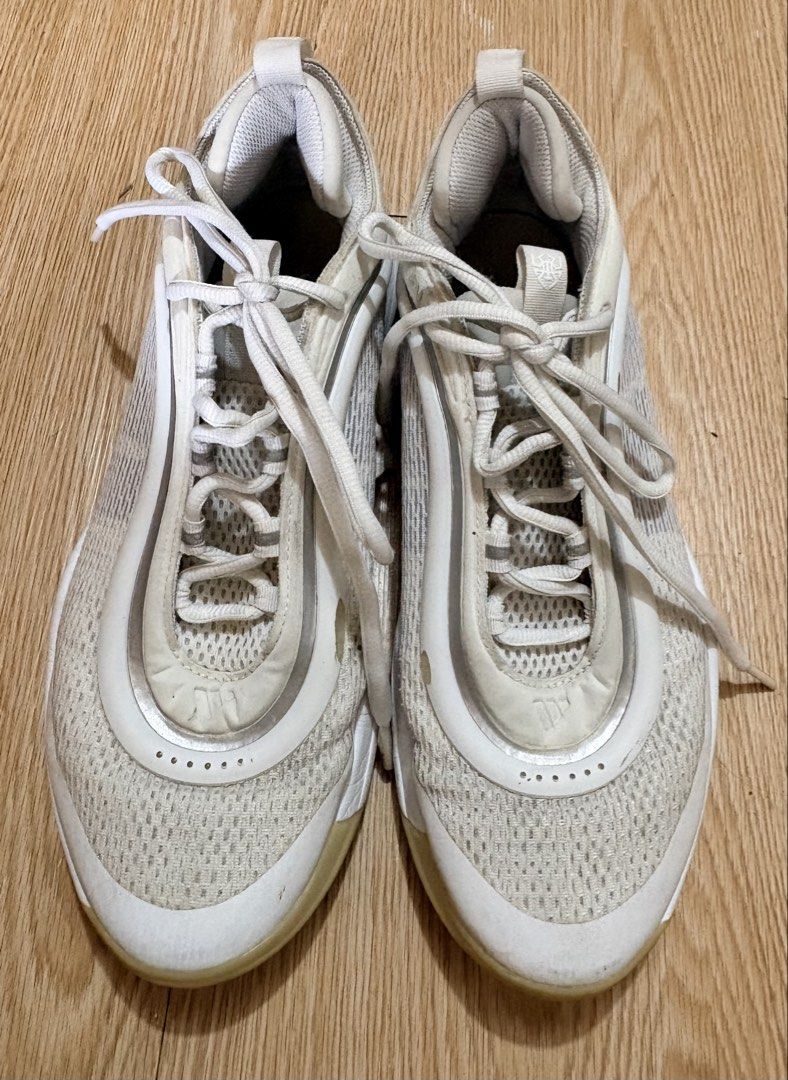 Adidas DON issue 6 size us9 (Category: Sneakers) located in Koronadal. Submitted by bulilitfam (Listing ID 1430609158, Image 1). Description: Ukaysource Us 9 Eur 42.5 Insole 27cm My small issue gasgas pls check last picture.