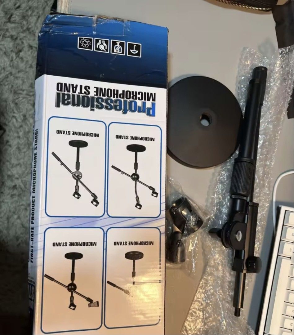 Adjustable Microphone Stand - Black421333768550502402