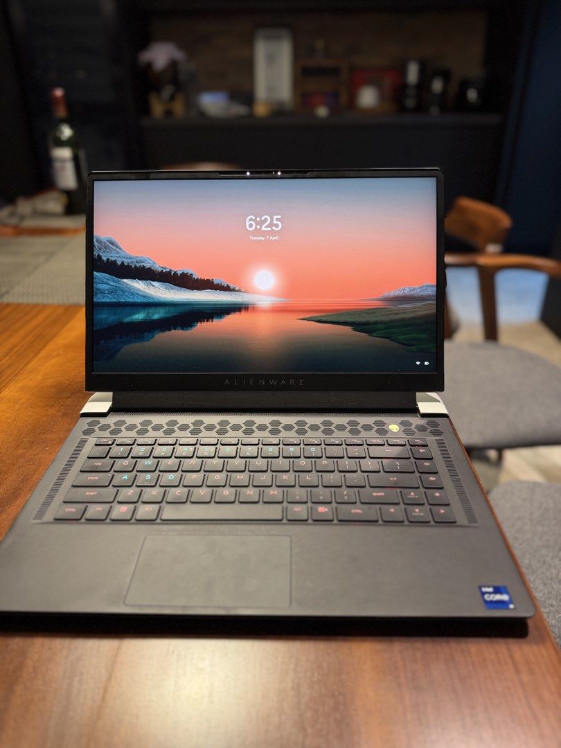 Alienware x15 R5 Gaming Laptop420567157950402562