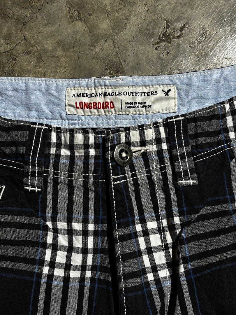 American Eagle Outfitters Longboard Plaid Shorts (Category: Shorts) located in Paranaque City. Submitted by coveredtags (Listing ID 1430704270, Image 2). Description: 23L 35 w 11.5 leg opening .