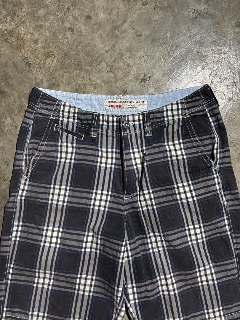 American Eagle Outfitters Longboard Plaid Shorts (Category: Shorts) located in Paranaque City. Submitted by coveredtags (Listing ID 1430704270, Image 3). Description: 23L 35 w 11.5 leg opening .