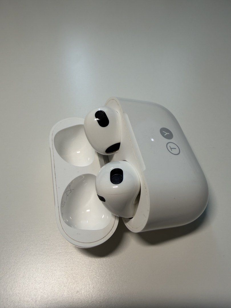 Apple AirPods 3rd Gen