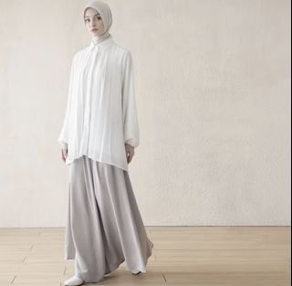 (Kategori: ) berada di . Dikirim oleh divthrift (ID iklan 1430602787, Gambar 1). Deskripsi: .