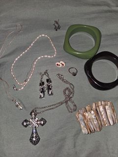 (Category: ) located in . Submitted by miraxox (Listing ID 1430761990, Image 1). Description: .