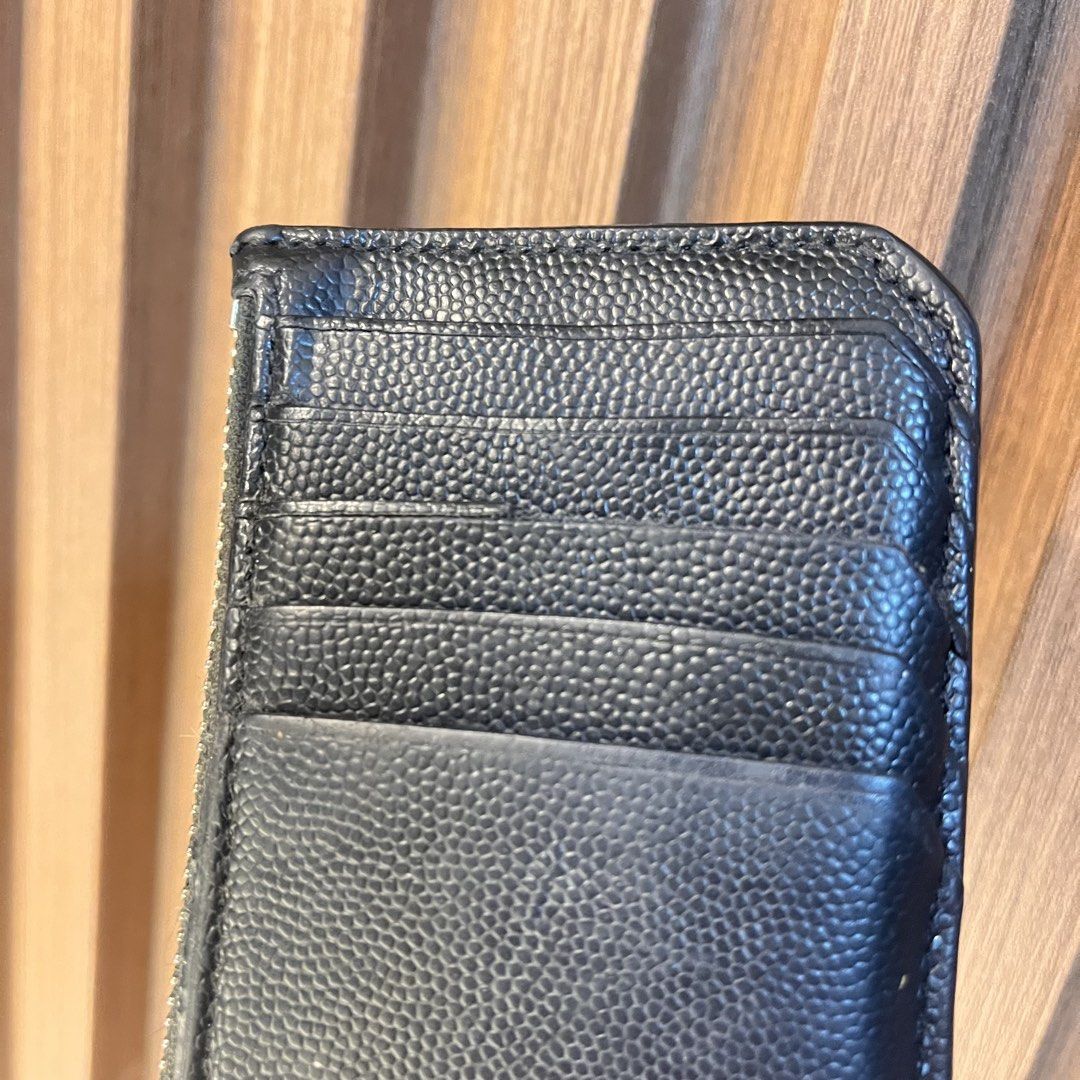 Authentic Saint Laurent Card Holder (Category: Luxury Bags & Wallets) located in Trece Martires City. Submitted by imwelllovedvintage (Listing ID 1430722354, Image 3). Description: Authentic Saint Laurent Card Holder •stamp is faded •rubber linings need retouch •one card slot has cut rubber lining •with flaws but useable as is •angat na cloth lining inside •sleek and compact ❌LOW BALLERS WILL BE IGNORED ❌NO 🍊 CHECKOUT ❗️STRICTLY 1 DAY RESERVATIO