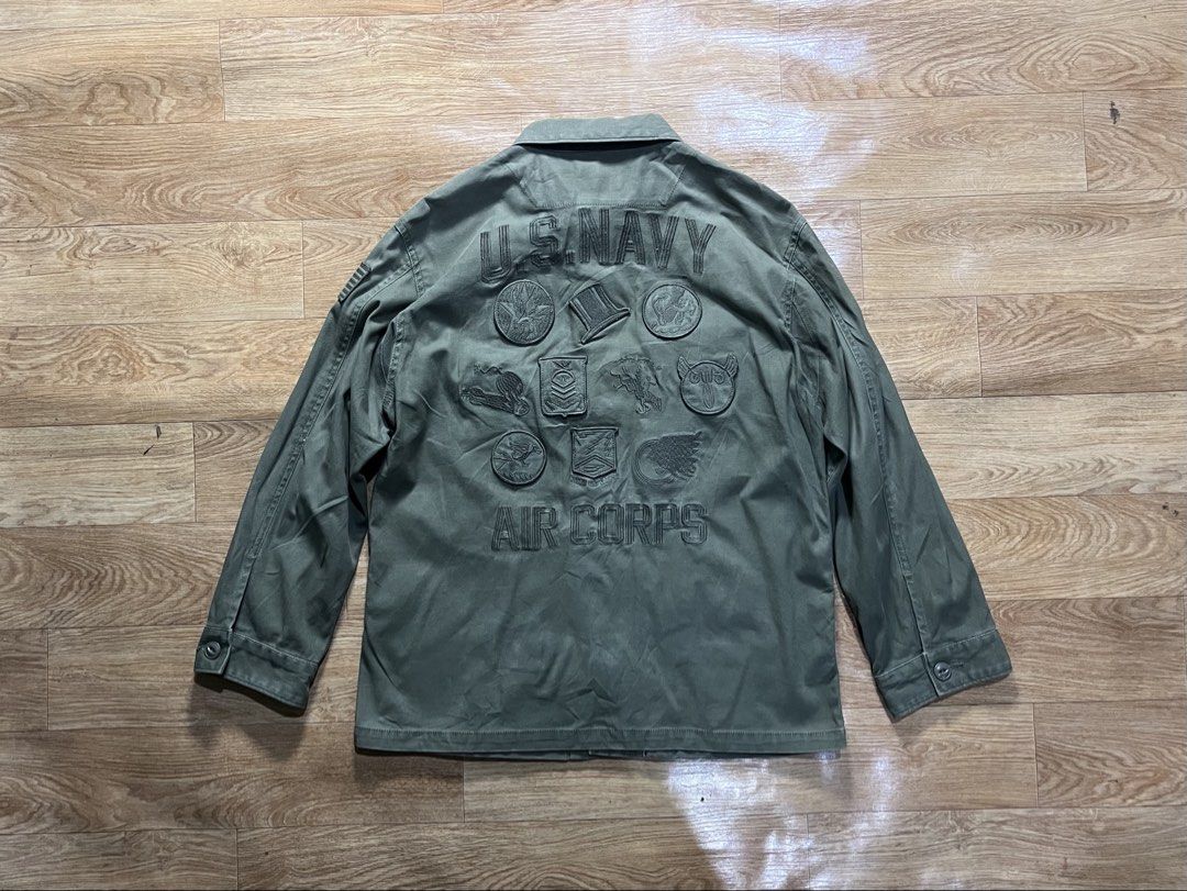 Avirex military jacket us navy (Category: Coats, Jackets and Outerwear) located in Zamboanga. Submitted by alterramz08 (Listing ID 1430788031, Image 2). Description: Avirex military Jacket Size medium Width 20 Length 20.5 Excellent Condition Price : 1,000.