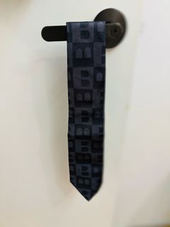 （分類：）位於 。 由 asaphk 提交（商品編號 1430702293，圖片 1）。簡介： 。