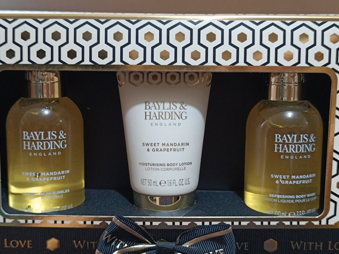 Baylis & Harding Sweet Mandarin & Grapefruit Bath Set (Category: Body Care) located in Manila. Submitted by the_simple_things (Listing ID 1430658308, Image 2). Description: Brand New Sealed and Unused 7-piece set Giftable .