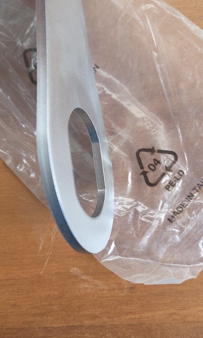 BB tool (Category: Parts & Accessories) located in Singapore. Submitted by bishancyclingnetwork (Listing ID 1430679334, Image 3). Description: Removal and installation tool for Bottom Bracket (BB). This is an old school BB tool..
