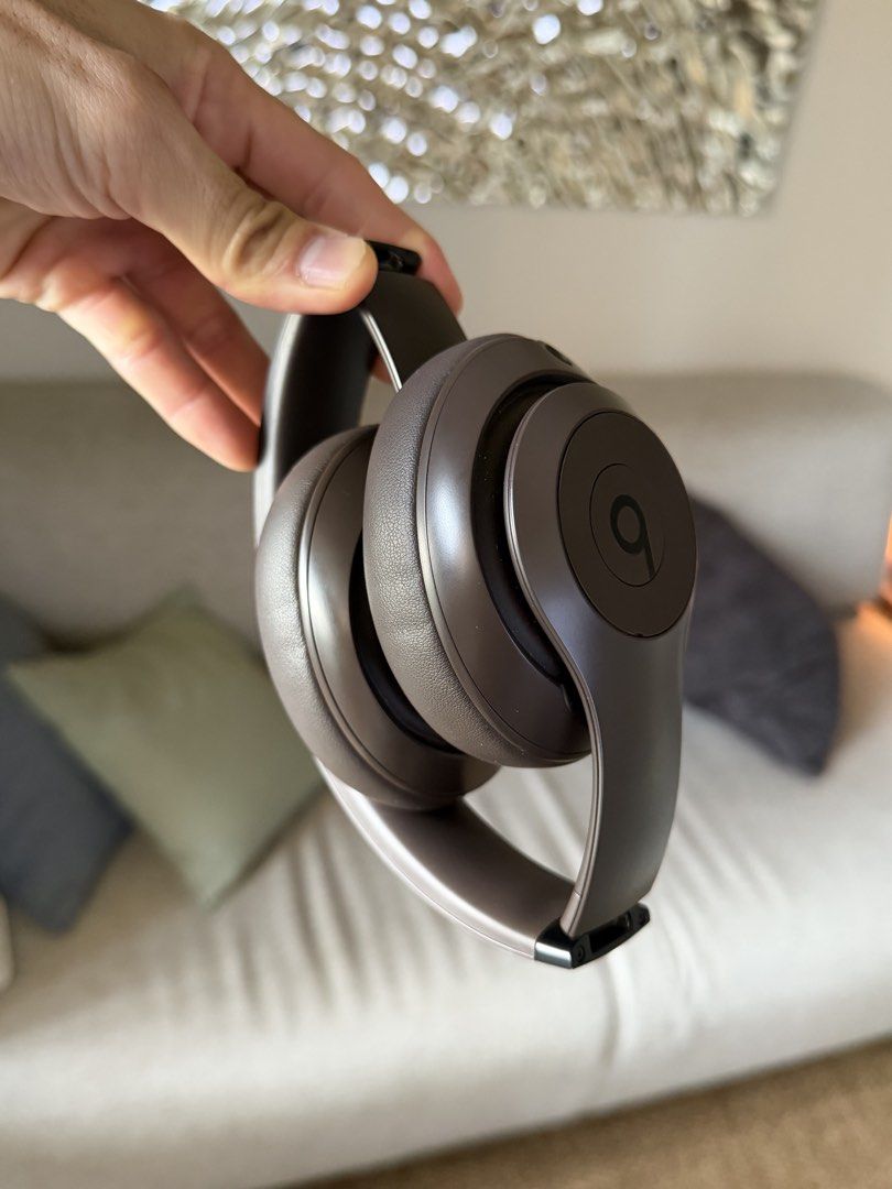 Beats Studio Pro - Deep Brown
