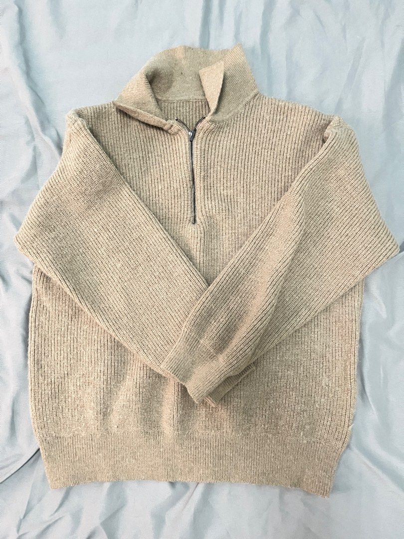 Beige Ribbed Knit Sweater Quarter Zip (Category: Coats, Jackets and Outerwear) located in Quezon City. Submitted by copthis___ (Listing ID 1430648858, Image 1). Description: .