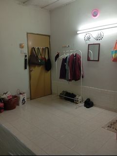 (Category: ) located in . Submitted by borsalinos (Listing ID 1430633586, Image 1). Description: .