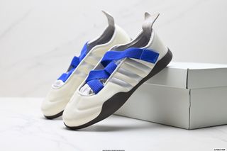 (Category: ) located in . Submitted by factory.shoes.outlet (Listing ID 1430607064, Image 1). Description: .