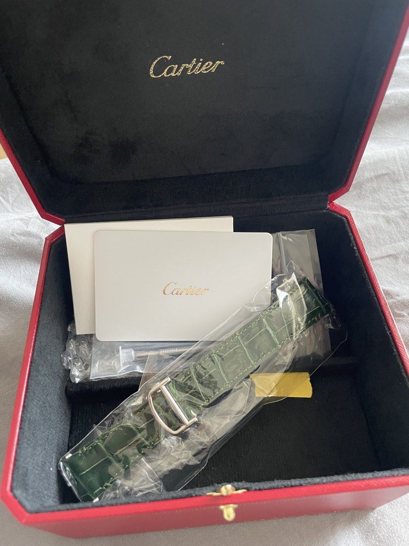 Cartier Santos Large (Green) (Category: Luxury Watches) located in Mandaluyong City. Submitted by rnvicencio (Listing ID 1430718876, Image 3). Description: SANTOS DE CARTIER LARGE (Green) • Includes original box, warranty card, link remover tool, and an additional green leather strap • Mint condition •Reference: WSSA0062 NEGOTIABLE.