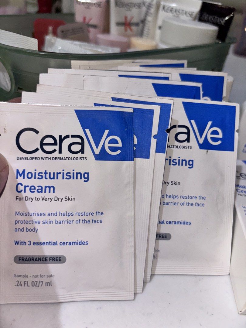 Cerave Lotion Moisturizer minis (Category: Body Care) located in Quezon City. Submitted by violetandstuff (Listing ID 1430769644, Image 2). Description: Sachets - 50 Moisturizer - 150 Lotion - 200.
