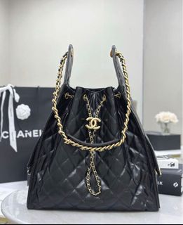 (Category: ) located in . Submitted by luxeforlesssg (Listing ID 1430739423, Image 1). Description: .