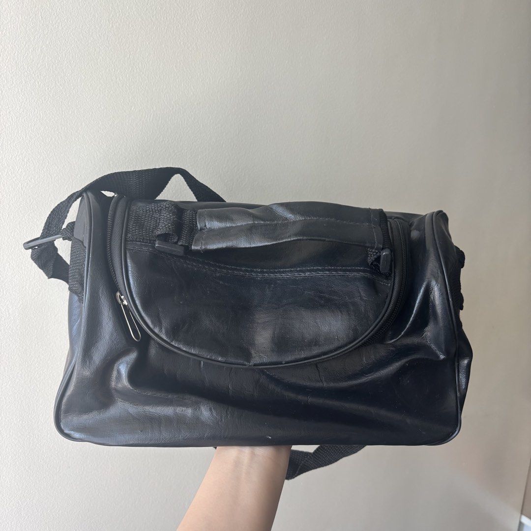 CHN Bag with shoulder strap (Category: Luxury Bags & Wallets) located in Manila. Submitted by perwinkle.ph (Listing ID 1430637728, Image 2). Description: - comes with shoulder strap & free kidney basin! - rush sale!!.