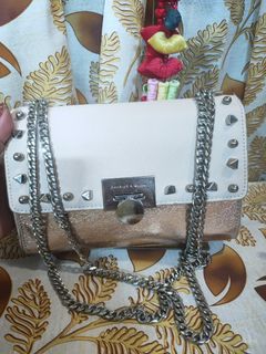 (Category: ) located in . Submitted by MarieBags (Listing ID 1430647638, Image 1). Description: .