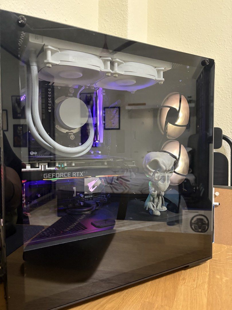 Custom Gaming PC420492328127713280