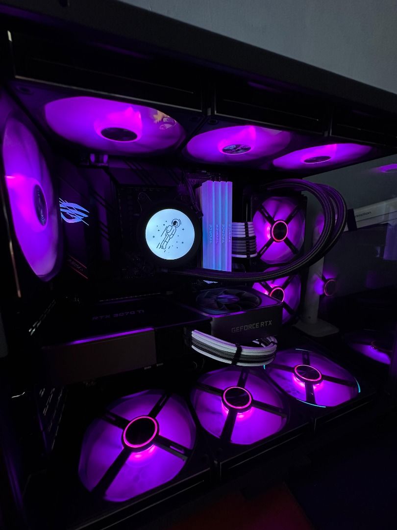 Custom Gaming PC Assembly & Assembly420493933759713282