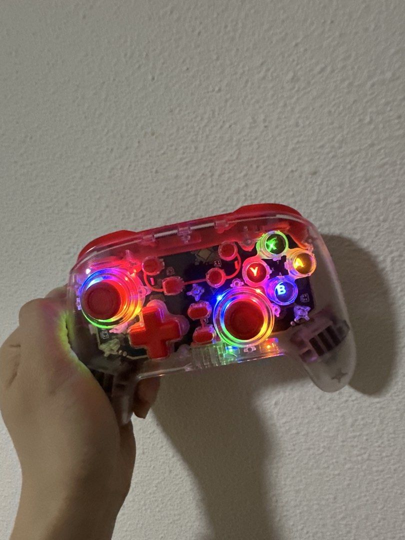 Custom Transparent LED Controller (Category: Controllers) located in Singapore. Submitted by funkyloots (Listing ID 1430612682, Image 2). Description: Supports Play stations and computer games .