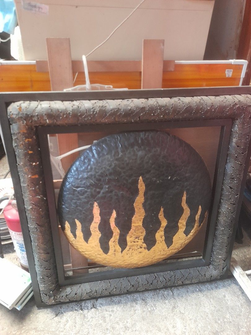Decorative Gong with Frame (Category: Wall Decor) located in Valenzuela. Submitted by newbear.425b6e (Listing ID 1430671868, Image 1). Description: decorative wall with lamp at the back collectible surplus 4500 only..