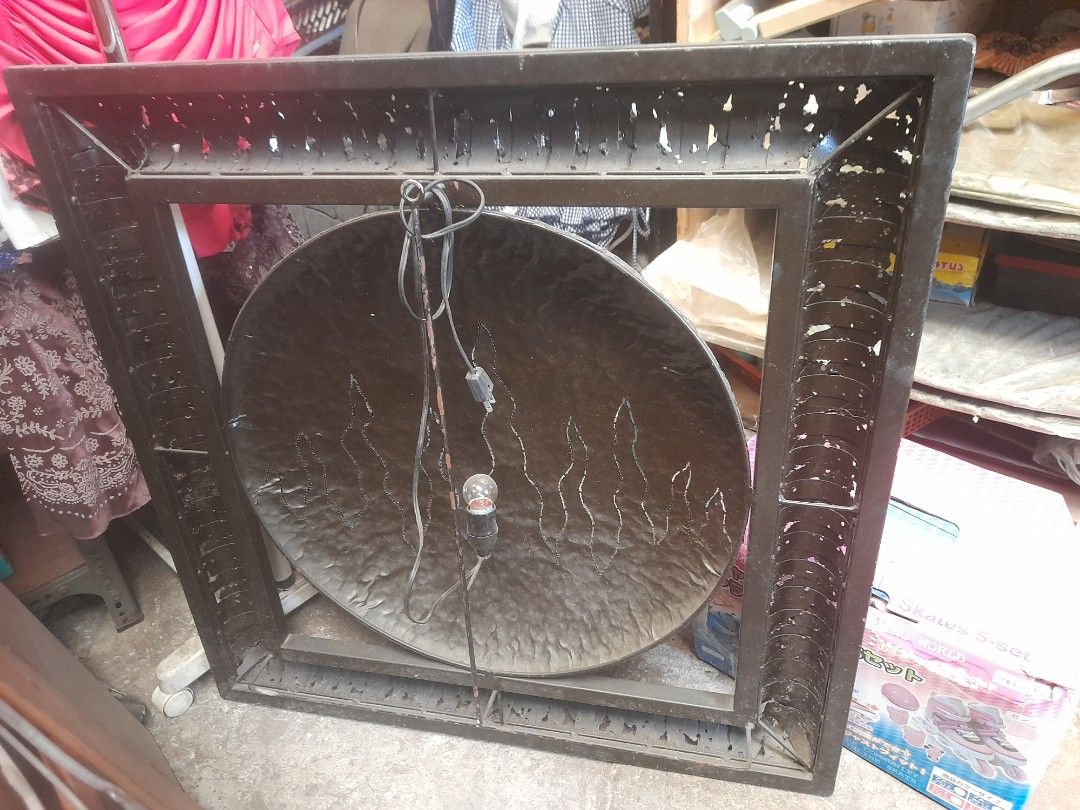 Decorative Gong with Frame (Category: Wall Decor) located in Valenzuela. Submitted by newbear.425b6e (Listing ID 1430671868, Image 2). Description: decorative wall with lamp at the back collectible surplus 4500 only..