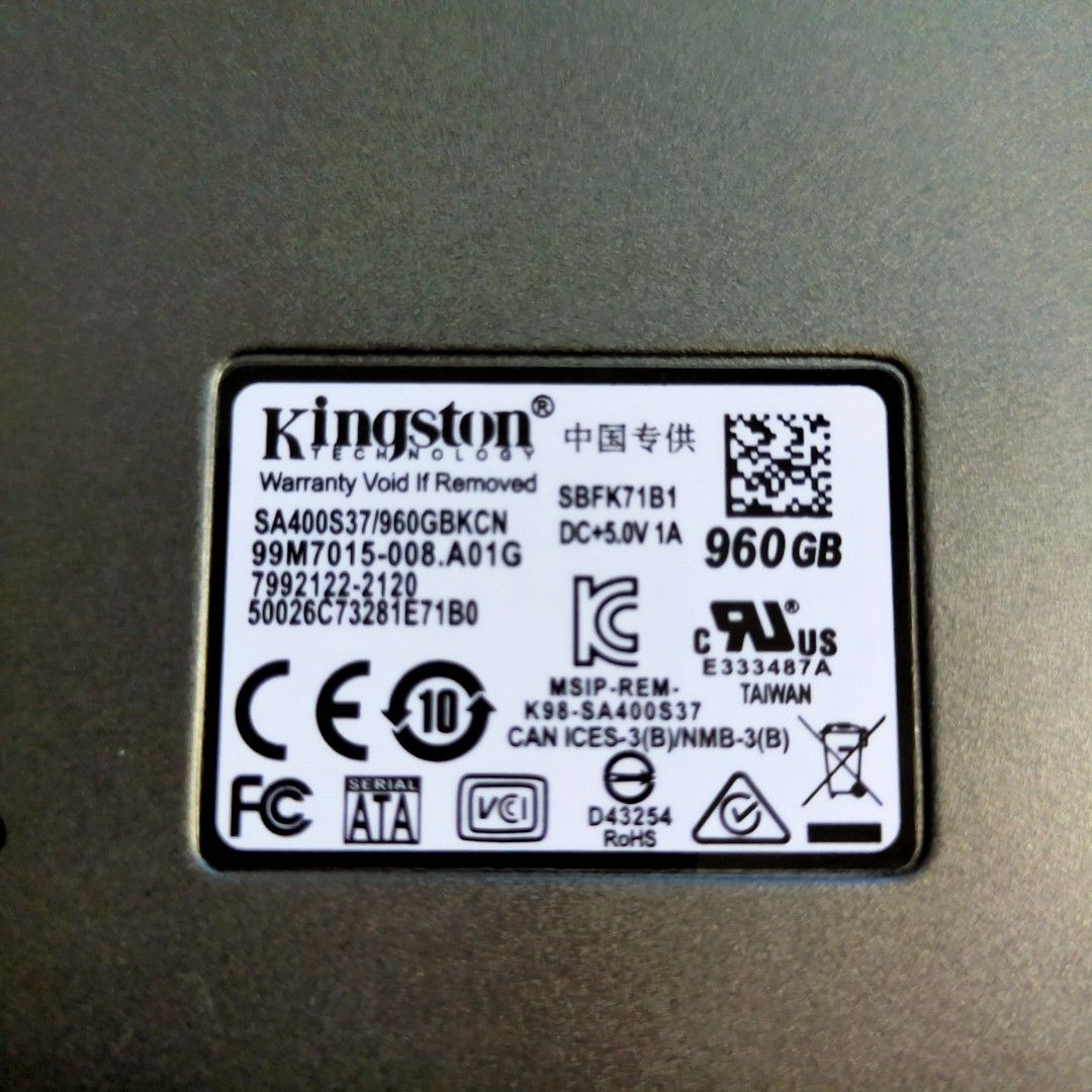 DEFECTIVE 960GB SSD (Read Description) (Category: Computer Parts) located in Quezon City. Submitted by reallyrealreal (Listing ID 1430623232, Image 2). Description: BUY AT YOUR OWN RISK. Just bought this from another Carouseller last week. It worked well the first 2 days, then suddenly couldn't be read by my PC anymore. I managed to format it, but it continued to have read issues after that. I'm pretty good with tech (I grew up with it), but I do