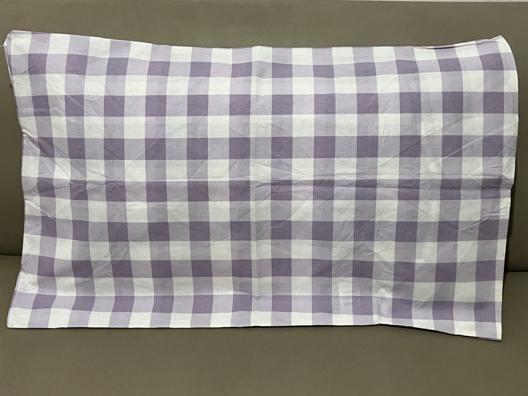 3in1 set Queen set (Category: Bedding & Towels) located in Calamba. Submitted by excelsheets (Listing ID 1430743936, Image 3). Description: 1 queen bedsheet 60x80x15 inches Fully fitted Tag removed 100% cotton Color may vary due to camera lighting 1 pair Dunelm pillowcase 20x30 inches Envelope enclosure These are mall pull outs and surplus. It’s brand new and not ukay. Item may have slight issue (e.g uneven stitch,minimal stain,washable dirt) but