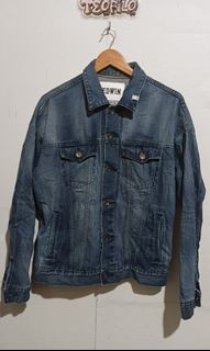 (Category: ) located in . Submitted by teofilo-thrifted (Listing ID 1430638175, Image 1). Description: .