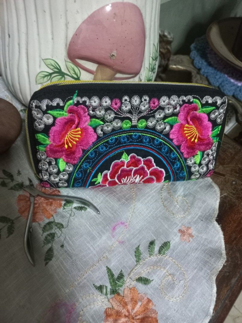 Embroidered Floral Wallet (Category: Wallets & Card holders) located in Quezon City. Submitted by msdcshop (Listing ID 1430607547, Image 2). Description: Embroidered wallet from India no brand (just a gift).