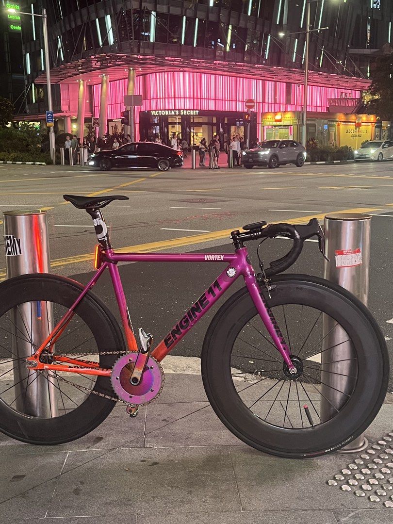 engine 11 vortex (Category: Bicycles) located in Singapore. Submitted by jhyb4 (Listing ID 1430749181, Image 8). Description: wtt wts kratozen cs carbon lace to nova enve riser or drops with hoods(u can choose) 3t sp or weapon sp carbon saddle shimano bb 3t stem (any question js ask no bs offers).
