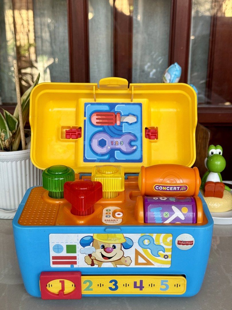 Fisher-Price Smart Stages Tool Box (Category: Educational & Learning Toys) located in Caloocan City. Submitted by thelittleloop (Listing ID 1430666055, Image 2). Description: .