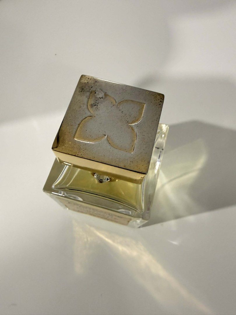 Fragrance Du Bois Oud Vert Intense Eau de Parfum (Category: Fragrance & Deodorants) located in Cavite. Submitted by emeged (Listing ID 1430641865, Image 2). Description: 47/50ml Bottle only.