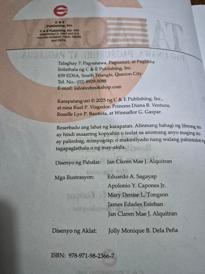 GRADE 7 TALAGHAY (Category: Textbooks) located in Pasig City. Submitted by cravim (Listing ID 1430735393, Image 2). Description: Pag-unawa, Pagsusuri at Paglikha in very good condition.